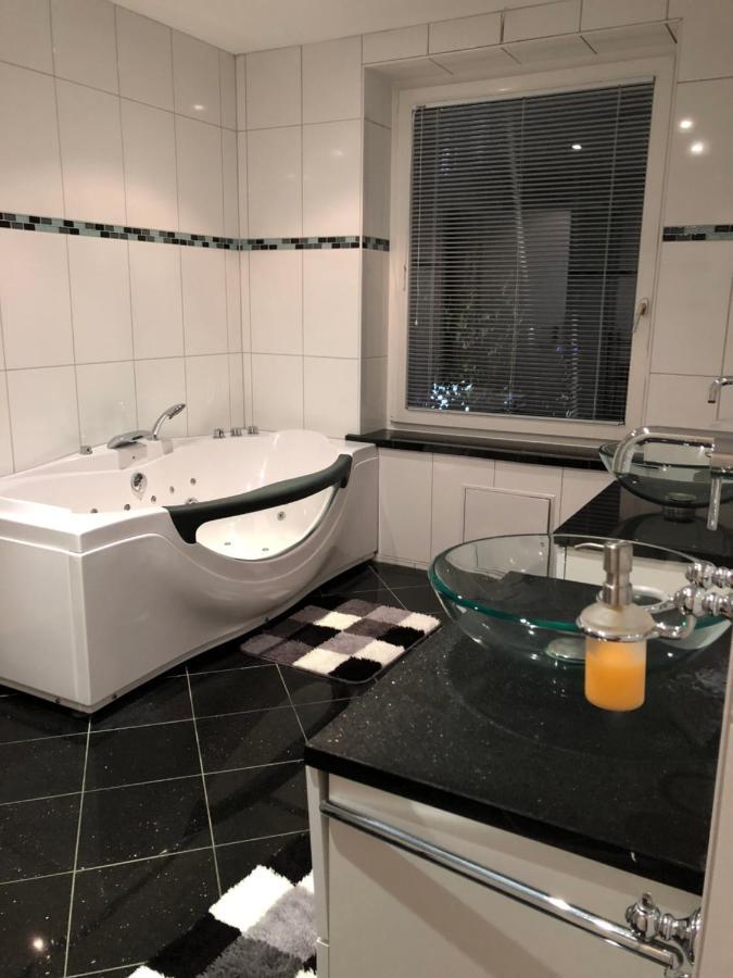 Ferienwohnung Amperblick 퓌어스텐펠트브루크 외부 사진